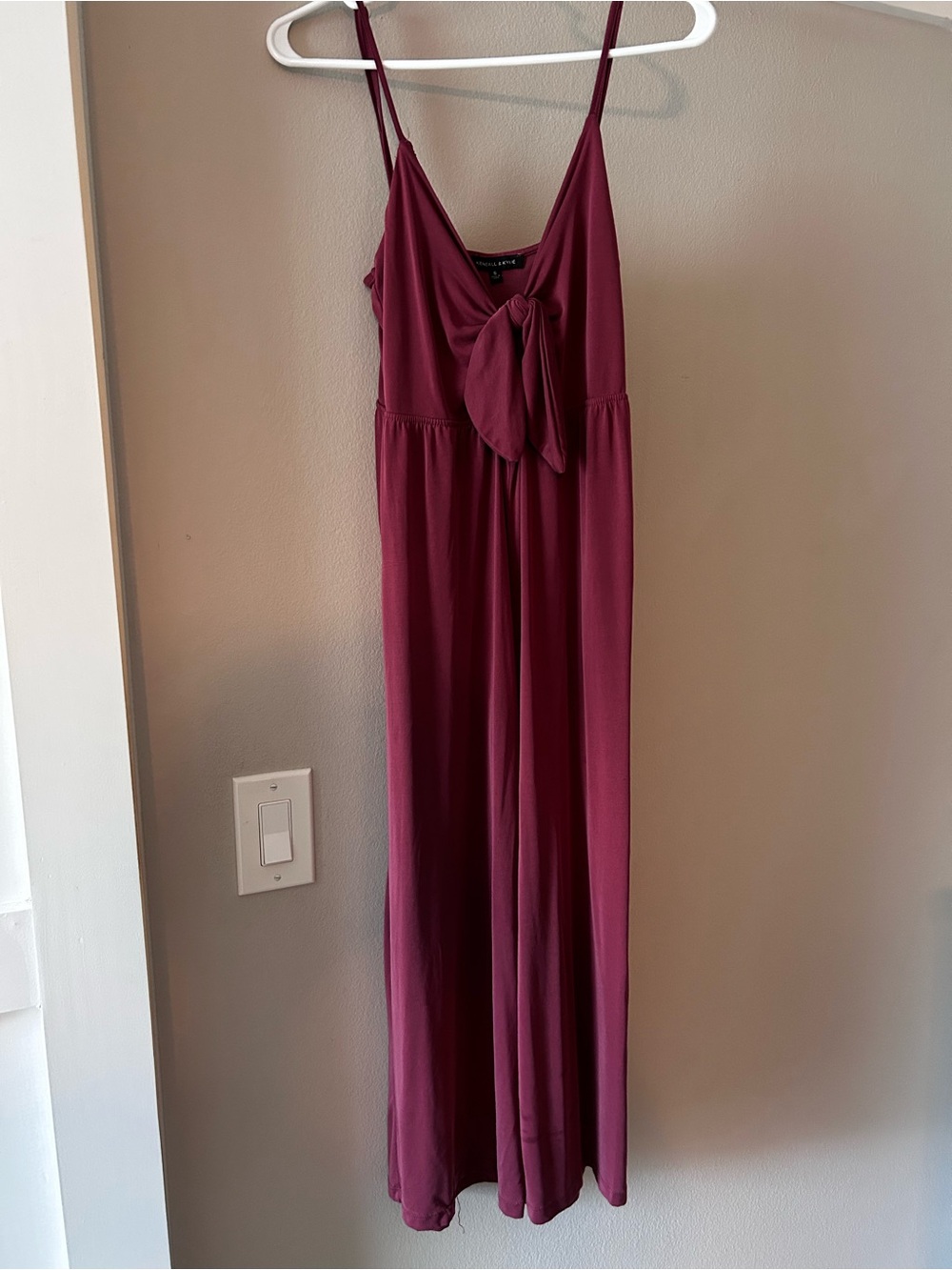 Kendall & Kylie | Sleeveless Tie-Front Jumpsuit in Wine